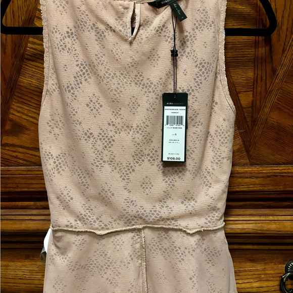 BCBGMAXAZRIA Annie top in Barr Pink NWT small - Picture 3 of 4